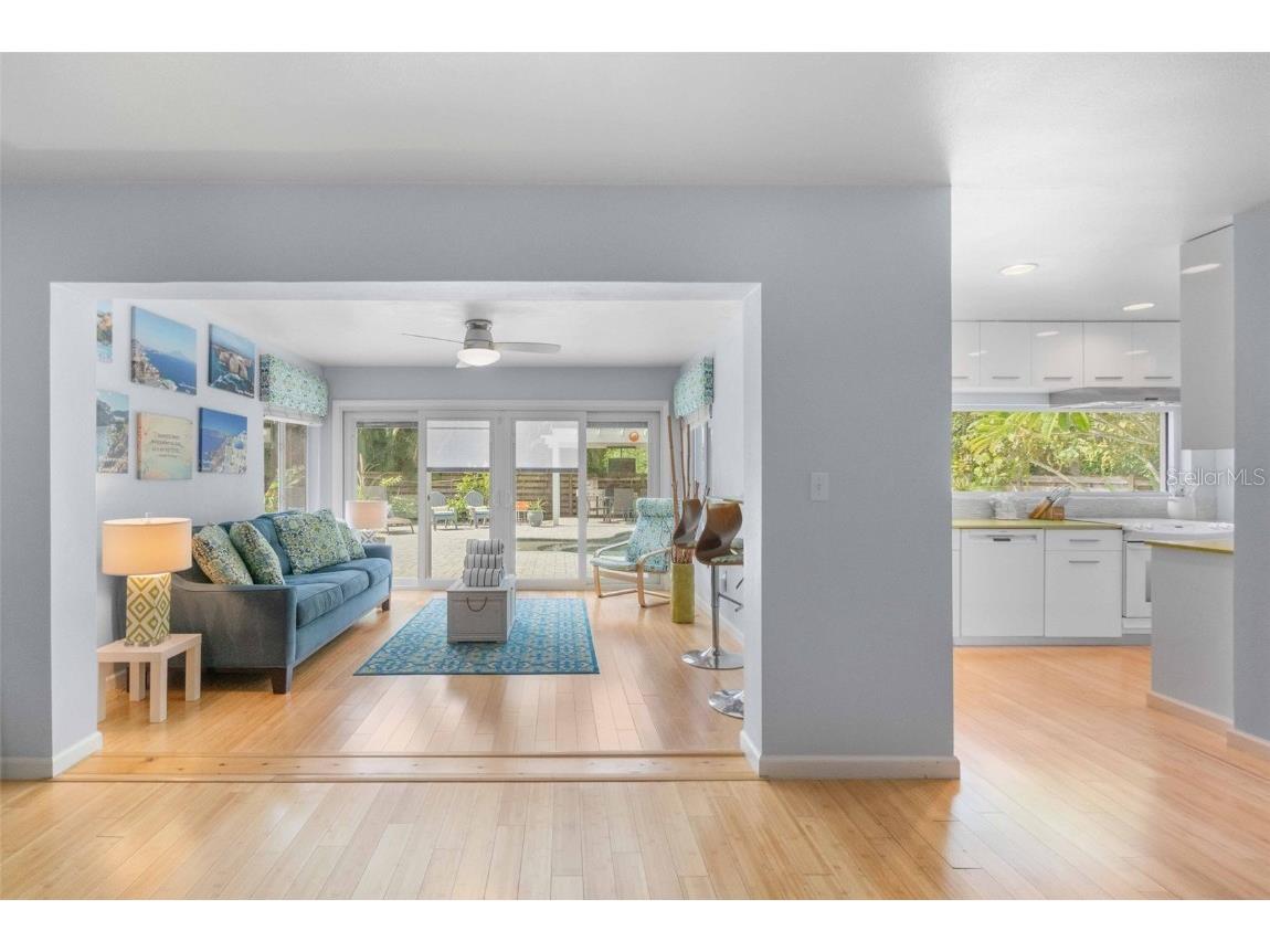 680 41st Street Sarasota FL 34234 A4673801 image16