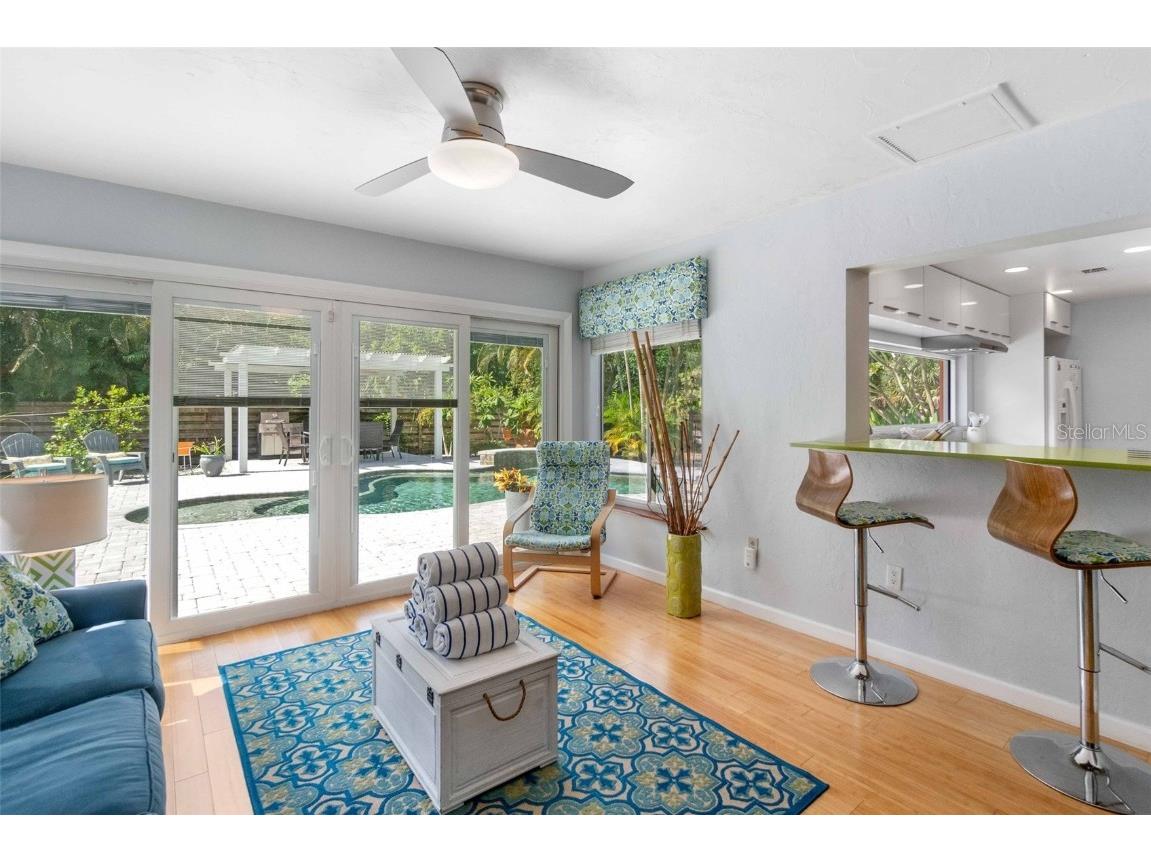 680 41st Street Sarasota FL 34234 A4673801 image18