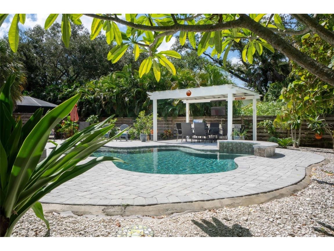 680 41st Street Sarasota FL 34234 A4673801 image27