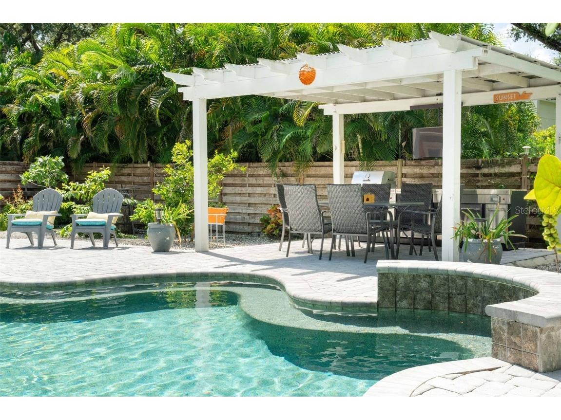 680 41st Street Sarasota FL 34234 A4673801 image32