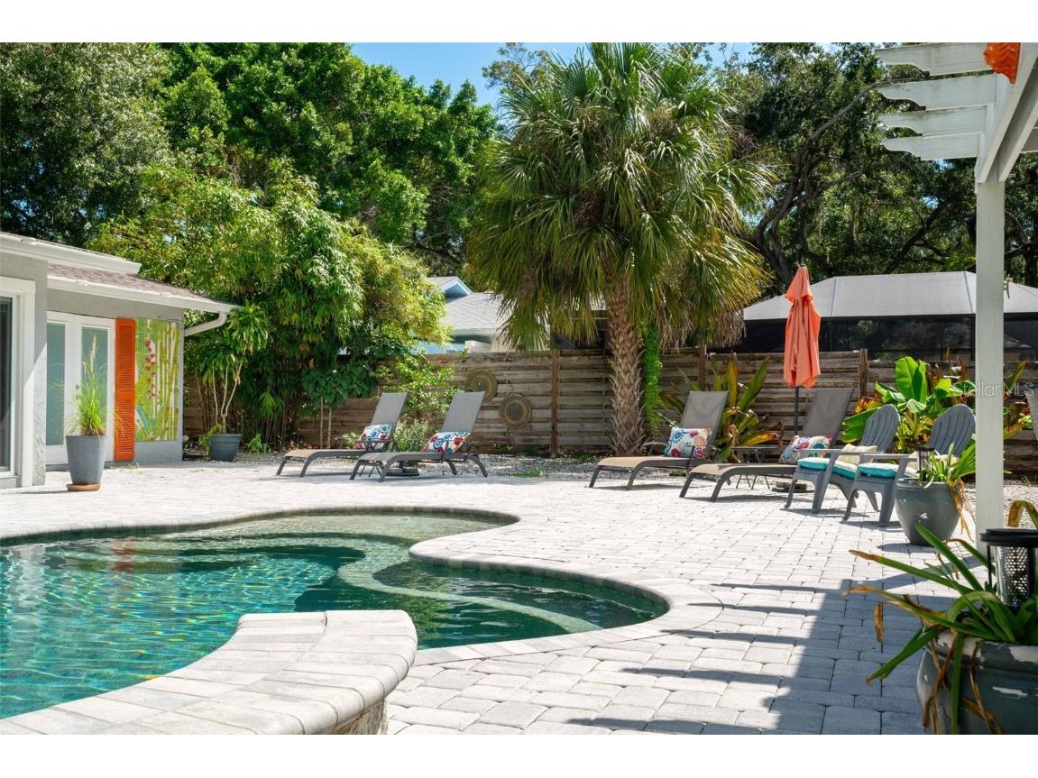 680 41st Street Sarasota FL 34234 A4673801 image34