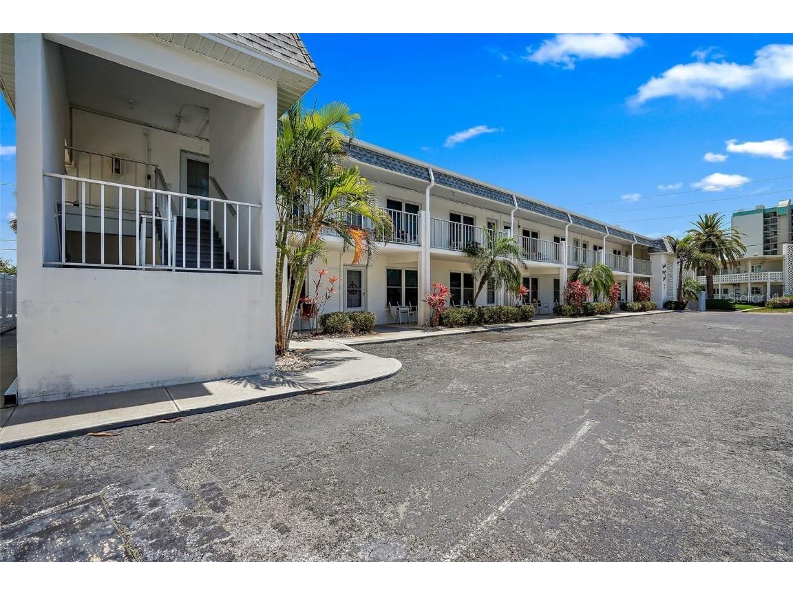 680 71st Avenue #11 Saint Pete Beach FL 33706 U8247591 image1