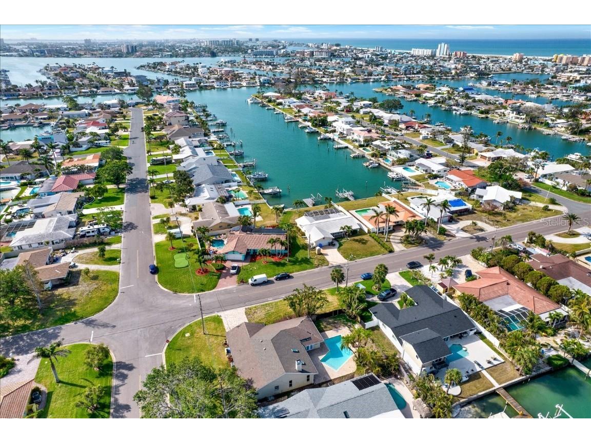 680 Capri Boulevard Treasure Island FL 33706 TB8443539 image3