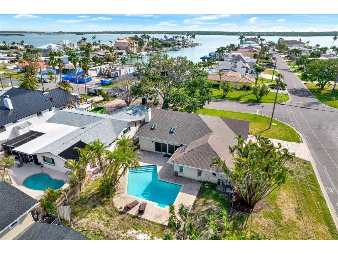 680 Capri Boulevard Treasure Island FL 33706 TB8443539 image5