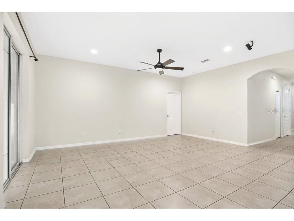 680 Preakness Cir Deland FL 32724 V4946523 image4