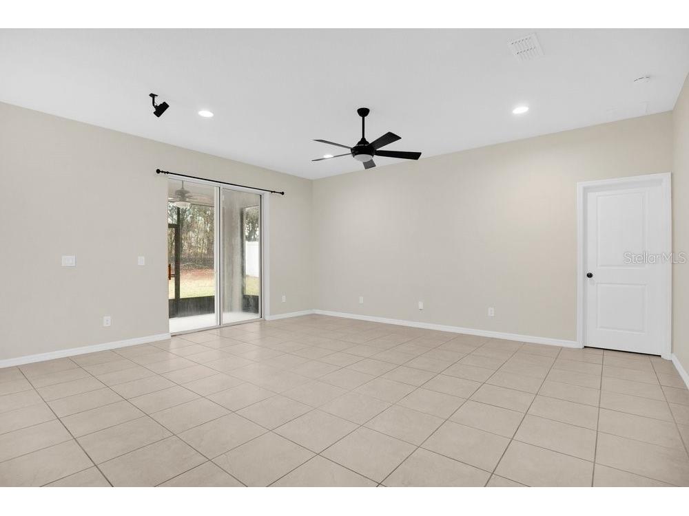 680 Preakness Cir Deland FL 32724 V4946523 image5