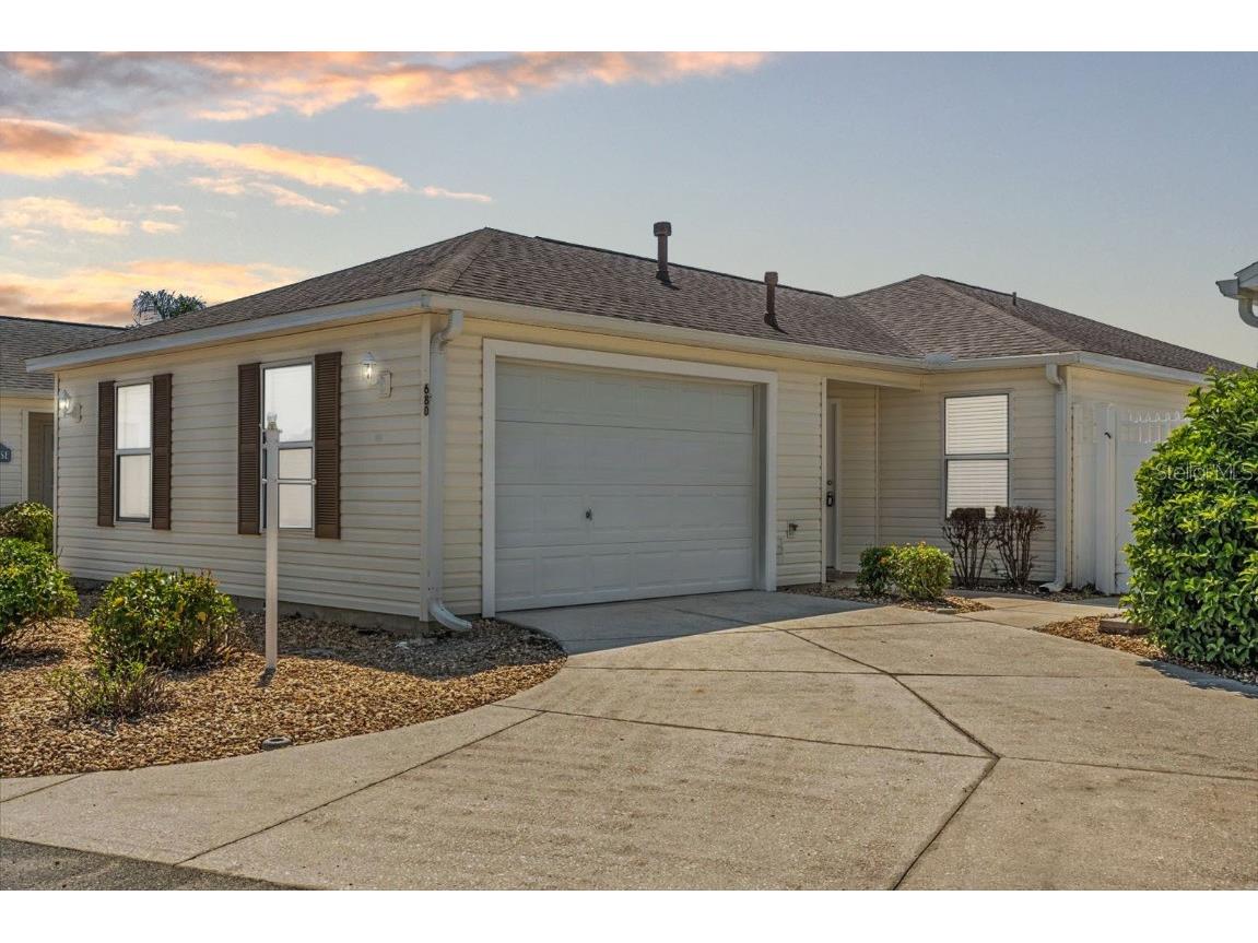 680 Sherwood Street The Villages FL 32162 G5101471 image1