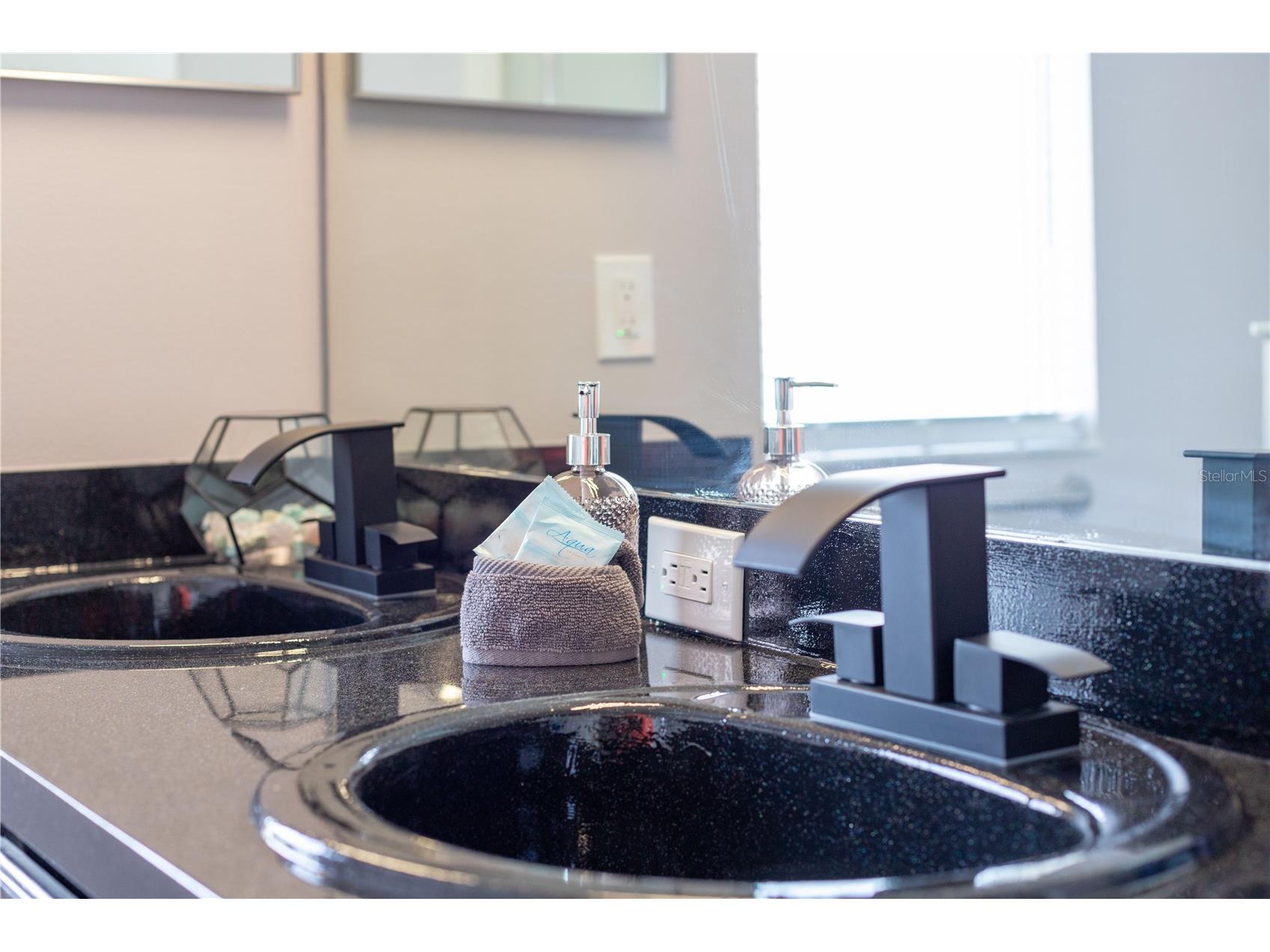 680 Thousand Oaks Boulevard Davenport FL 33896 O6332216 image61