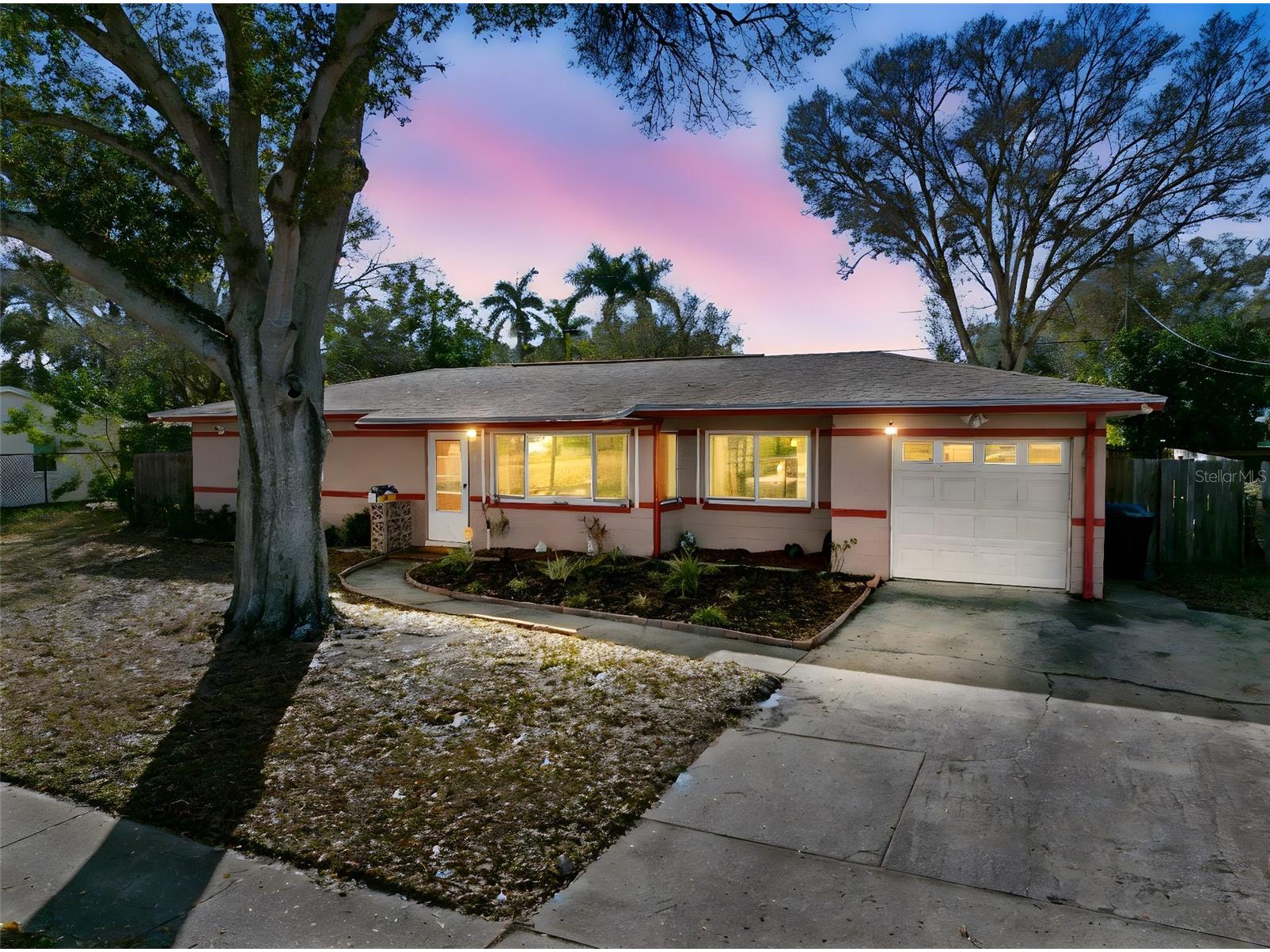 6800 16th Street N Saint Petersburg FL 33702 TB8469866 image1