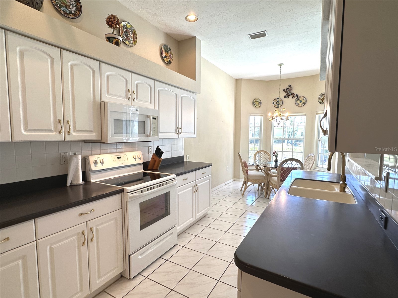 6800 Avenida Marbella Sarasota FL 34238 A4694096 image11