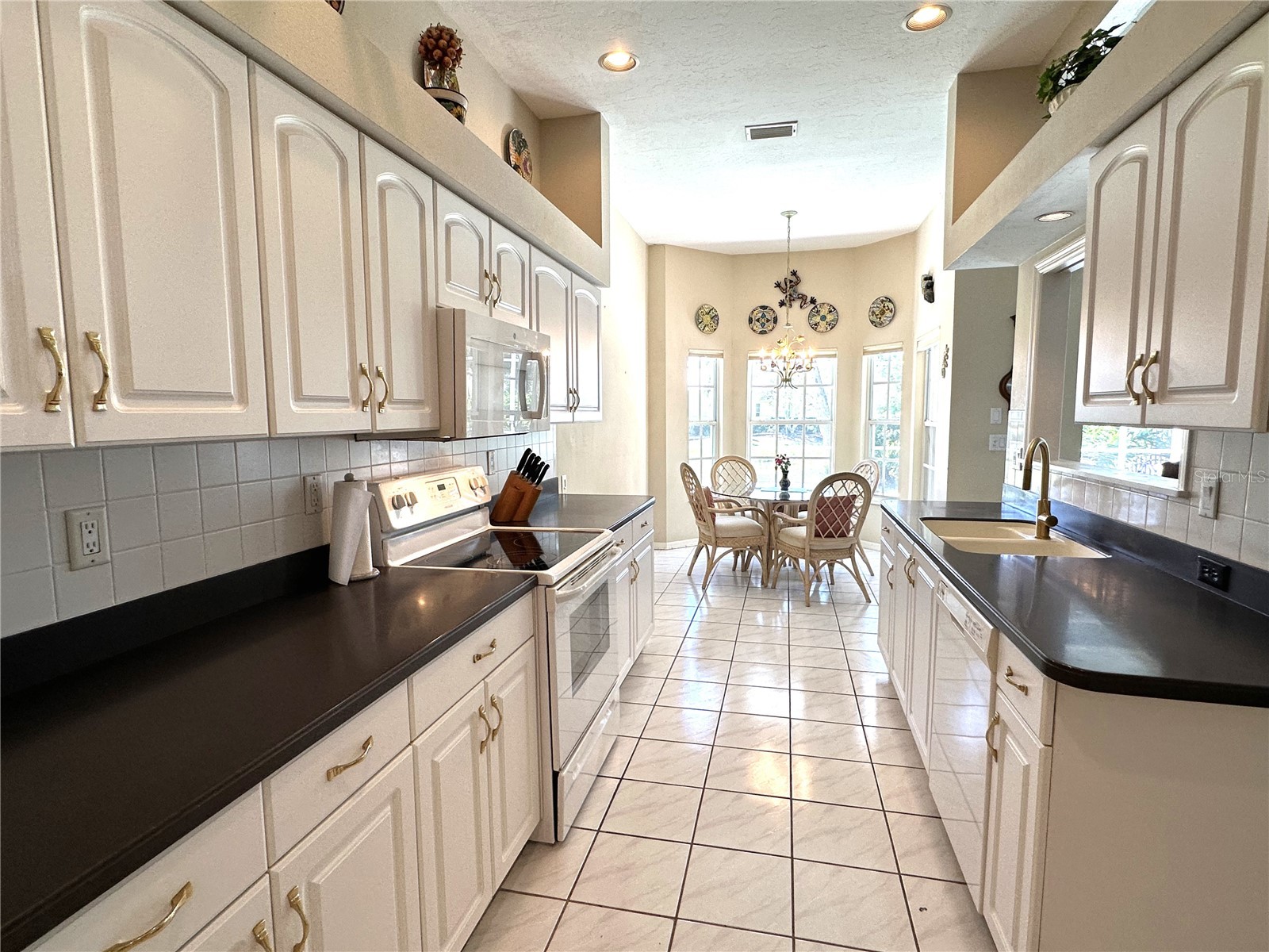 6800 Avenida Marbella Sarasota FL 34238 A4694096 image12