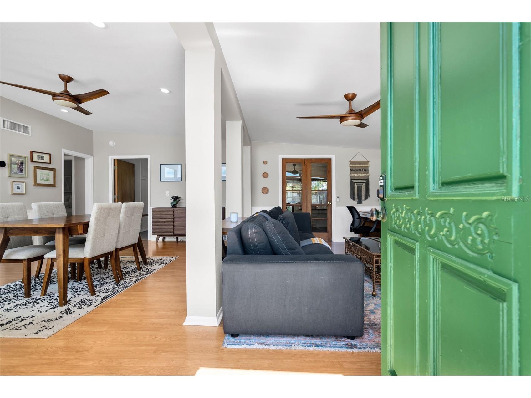 6800 Onyx Drive N Saint Petersburg FL 33702 TB8512174 image4