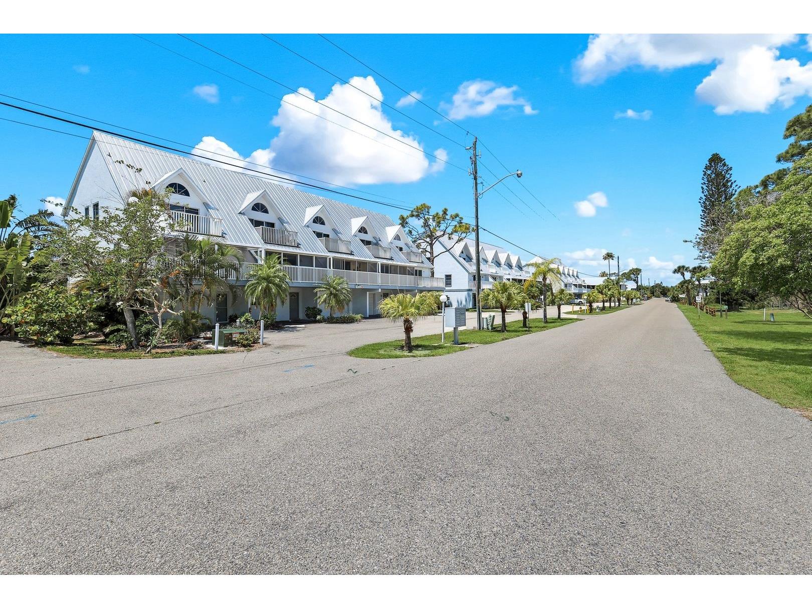 6800 Placida Road #TH13 Englewood FL 34224 C7526539 image3