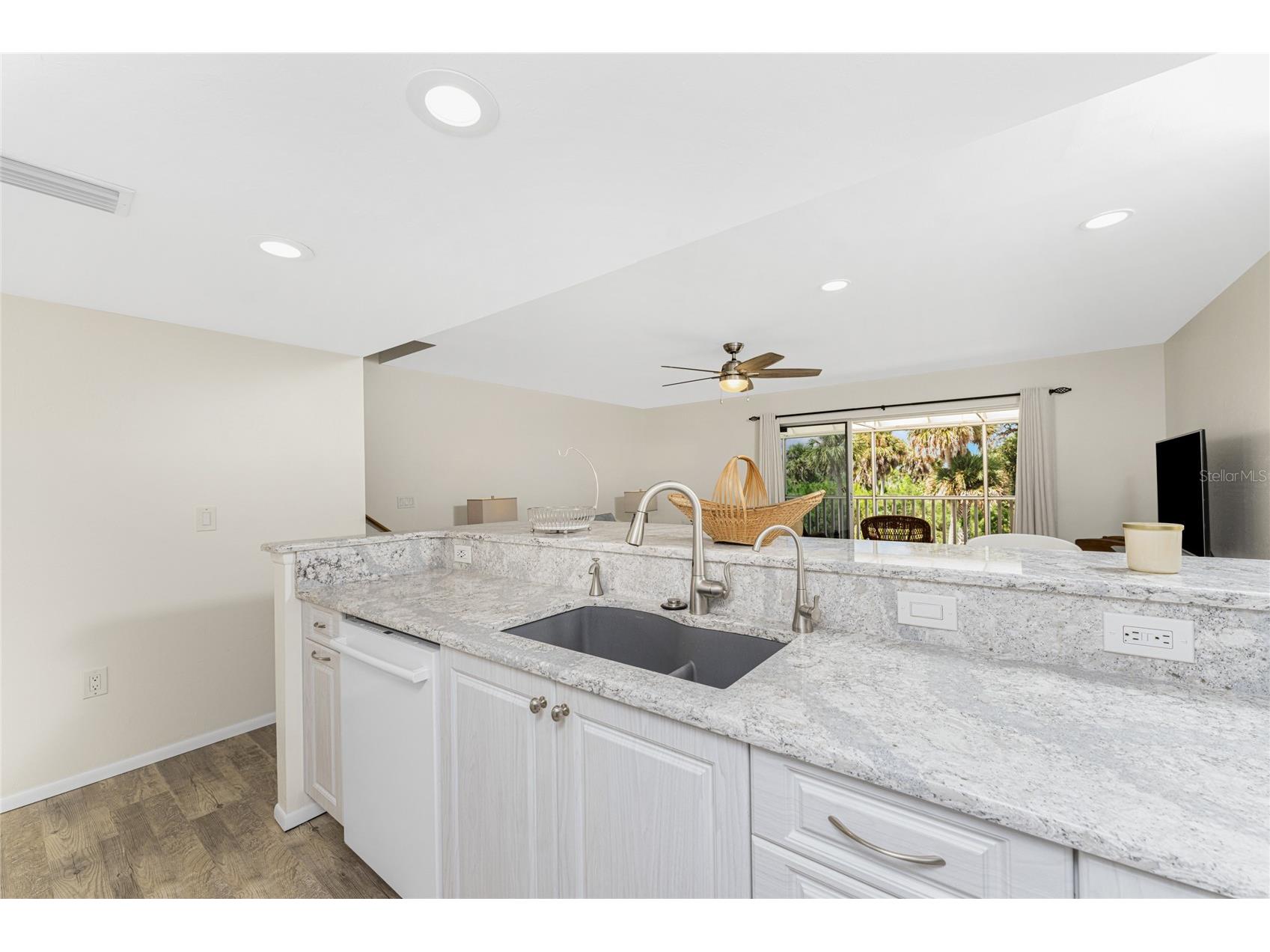 6800 Placida Road #TH2 1B Englewood FL 34224 D6146579 image8