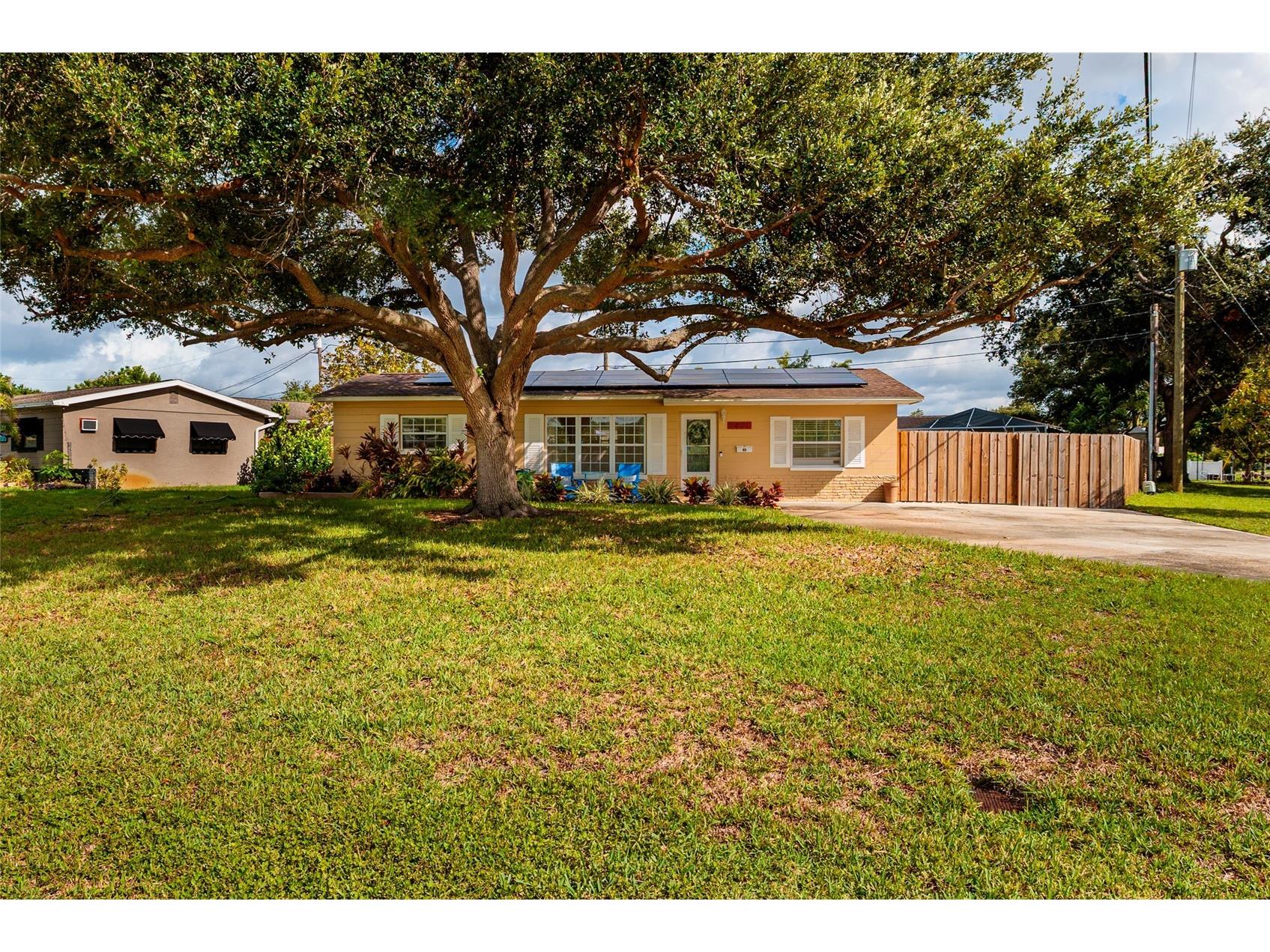 6801 29th Terrace N Saint Petersburg FL 33710 TB8532020 image2