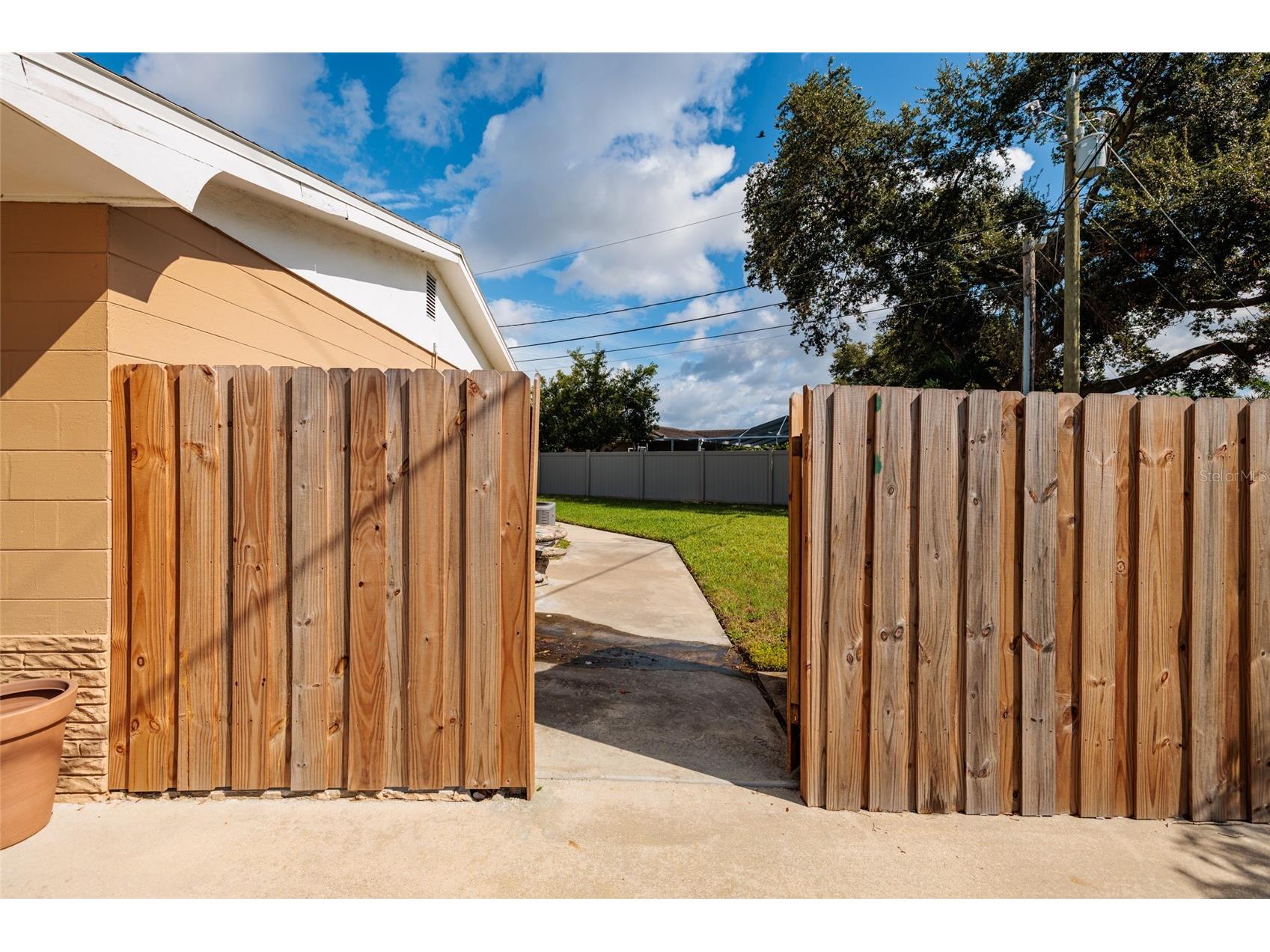 6801 29th Terrace N Saint Petersburg FL 33710 TB8532020 image34