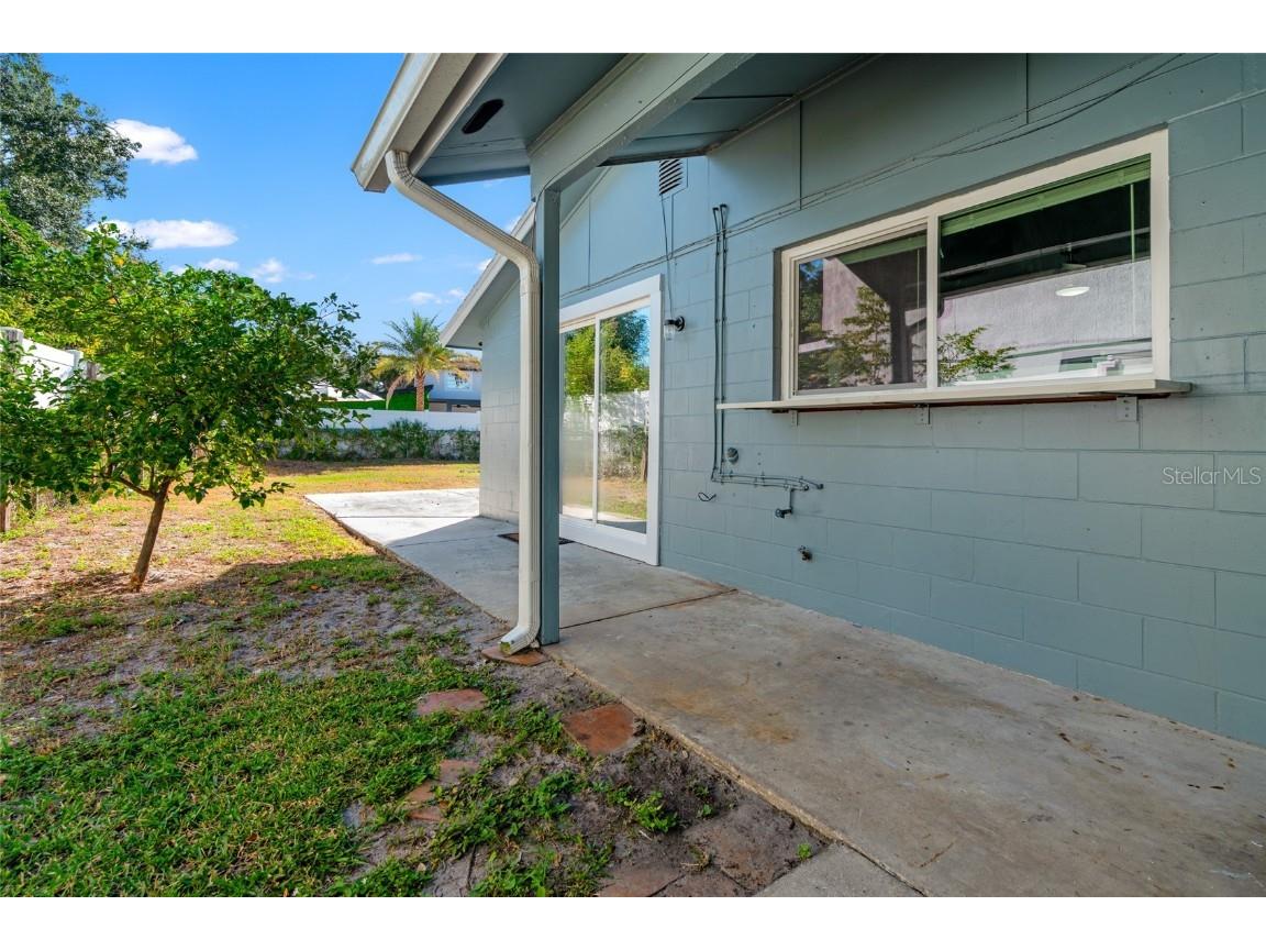 6801 Dickinson Court Tampa FL 33634 TB8439361 image19