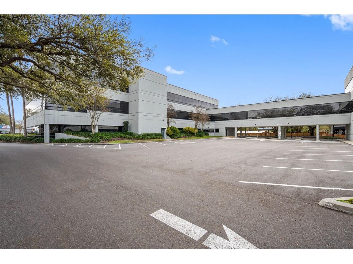 6801 E Hillsborough Avenue Tampa FL 33610 TB8362309 image73