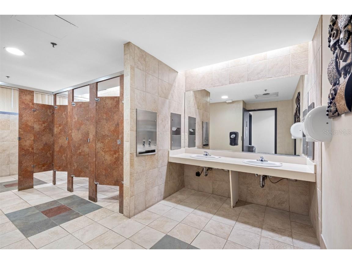 6801 E Hillsborough Avenue Tampa FL 33610 TB8362309 image8