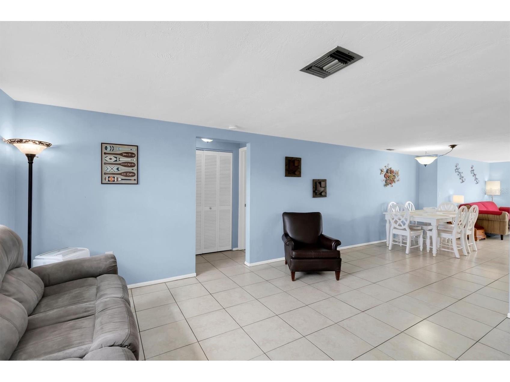 6801 Larchmont Avenue New Port Richey FL 34653 W7886365 image3
