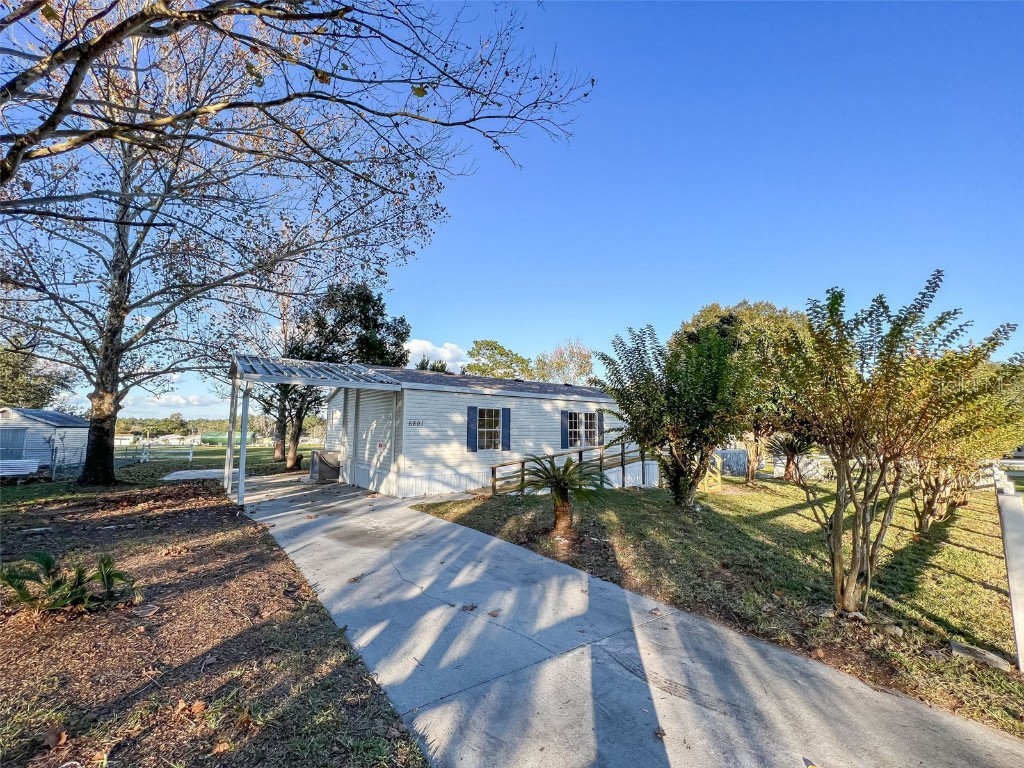 6801 NE 1st Place Ocala FL 34470 FC288046 image1