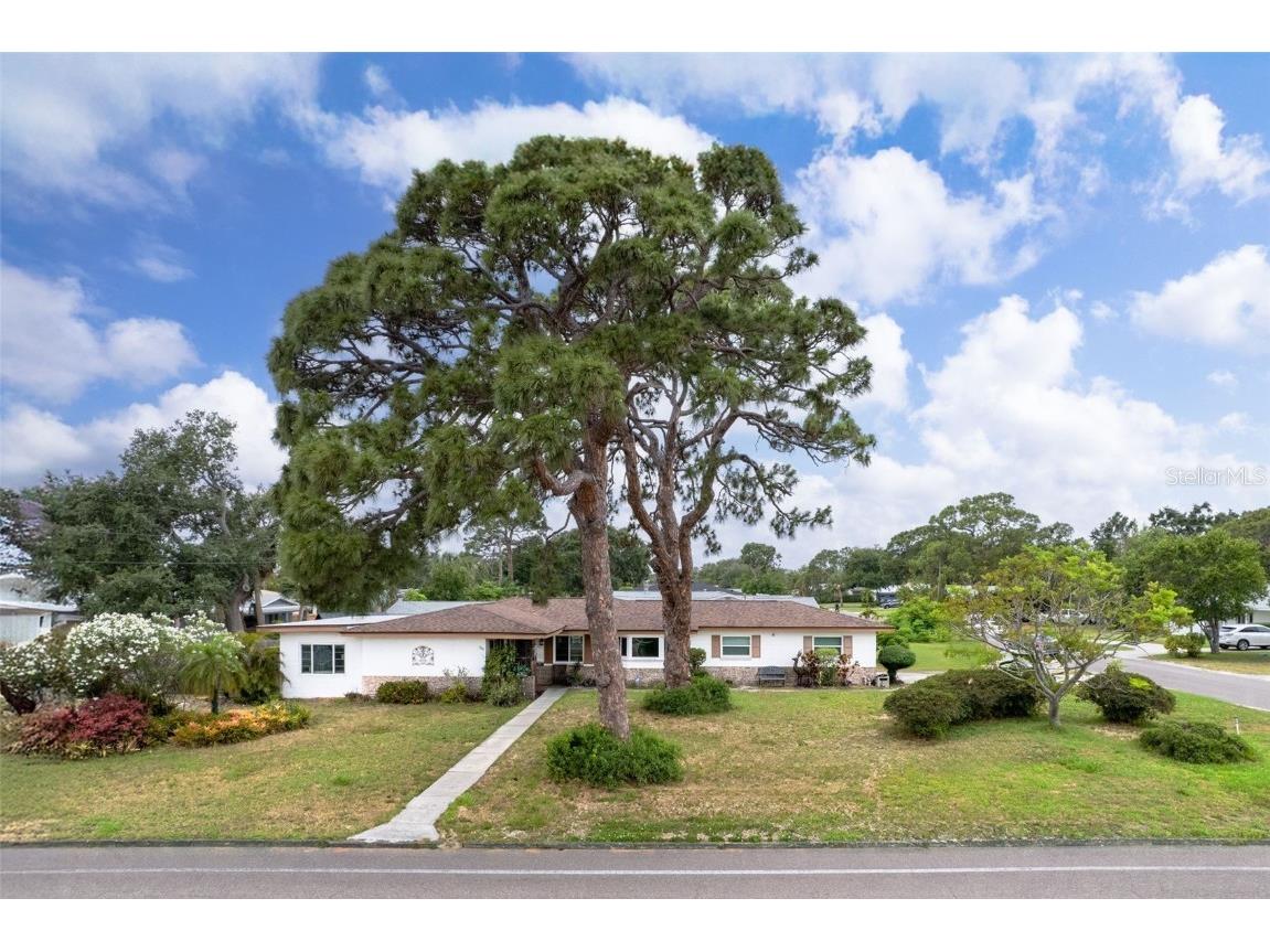 6801 Pinellas Point Drive S Saint Petersburg FL 33712 TB8386829 image1