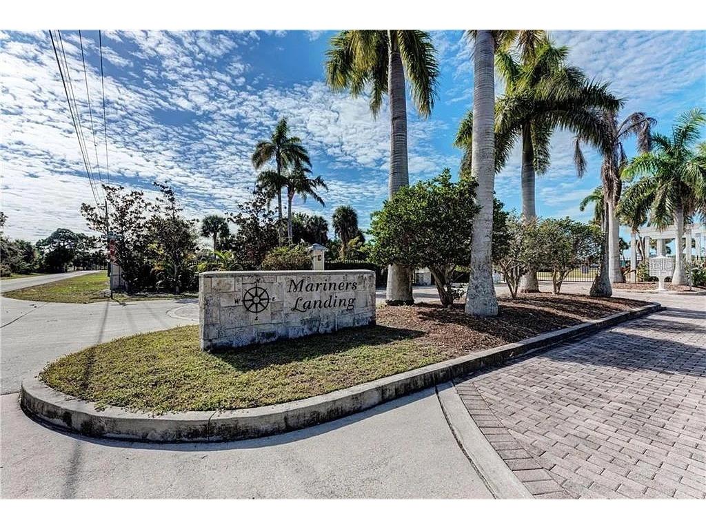 6801 Portside Lane Englewood FL 34223 A4661790 image2