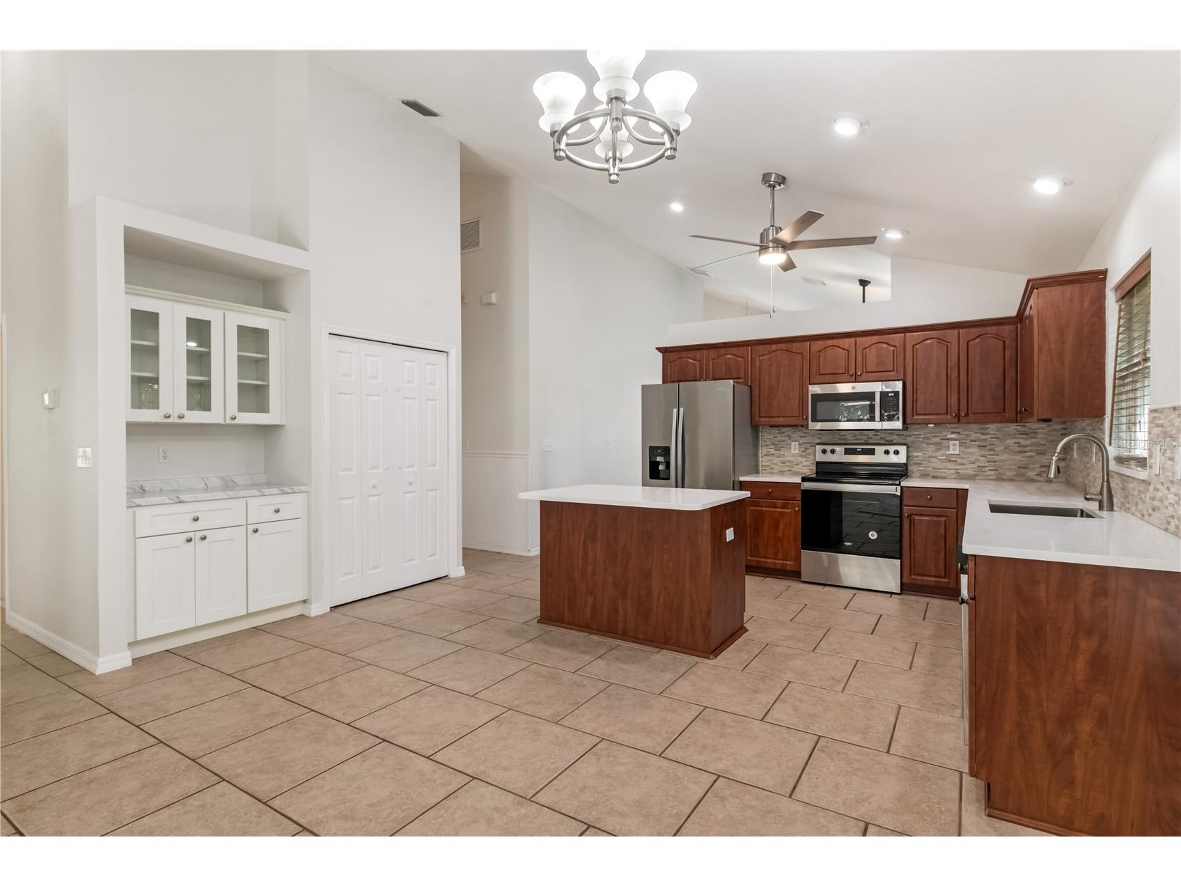 6801 Superior Street Circle Sarasota FL 34243 A4686047 image13