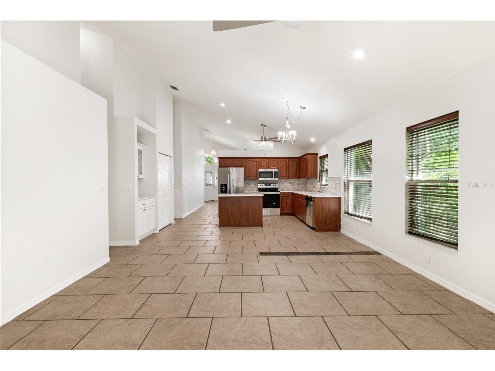 6801 Superior Street Circle Sarasota FL 34243 A4686047 image14