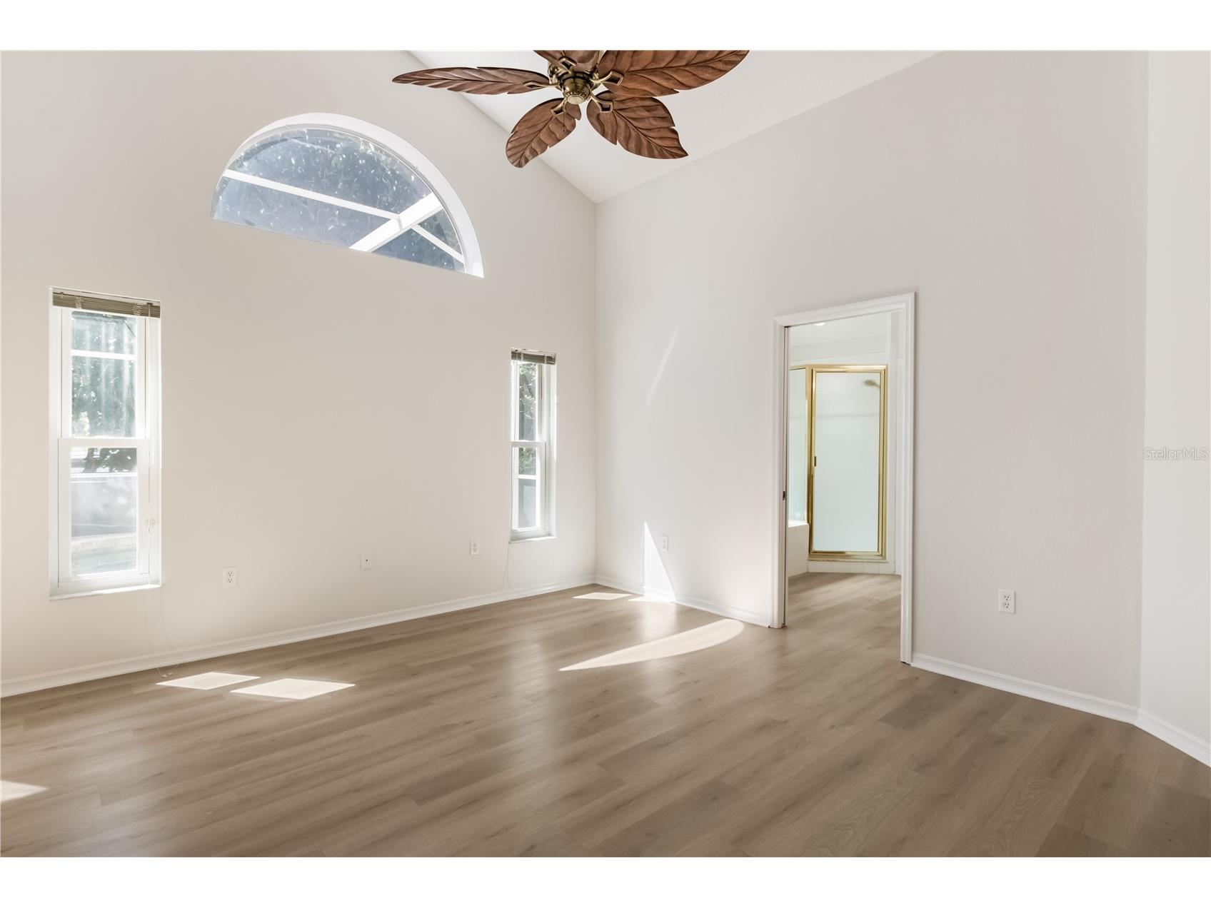 6801 Superior Street Circle Sarasota FL 34243 A4686047 image18