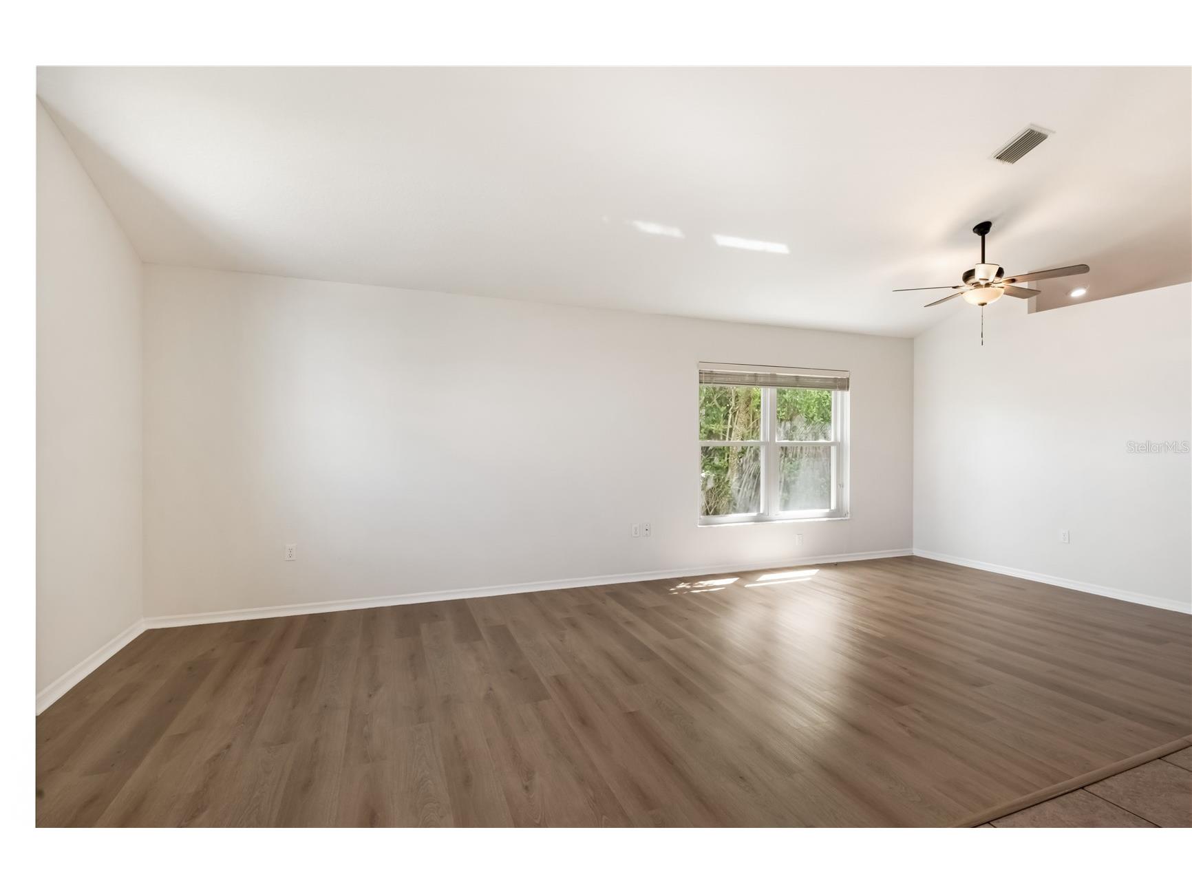 6801 Superior Street Circle Sarasota FL 34243 A4686047 image8