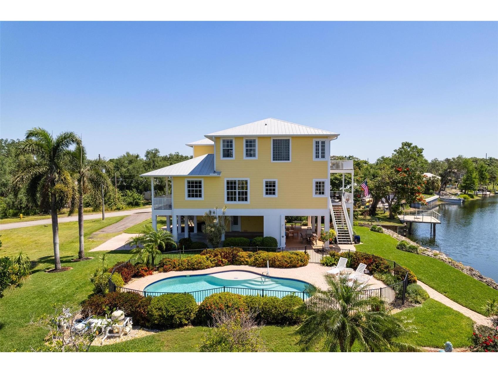 6802 68th Avenue E Bradenton FL 34203 - BRADEN RIVER A4649360 image1