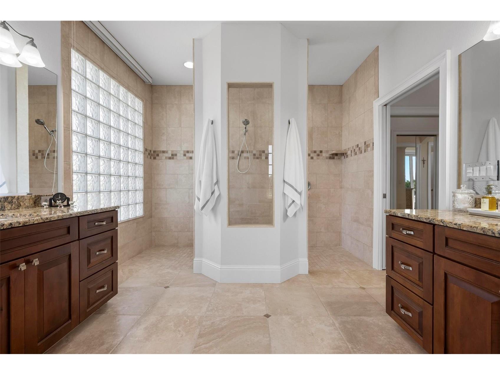 6802 68th Avenue E Bradenton FL 34203 - BRADEN RIVER A4649360 image52