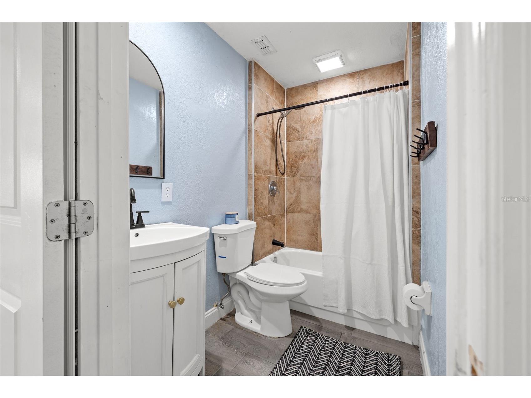 6802 Cresthill Court Tampa FL 33615 TB8509150 image22