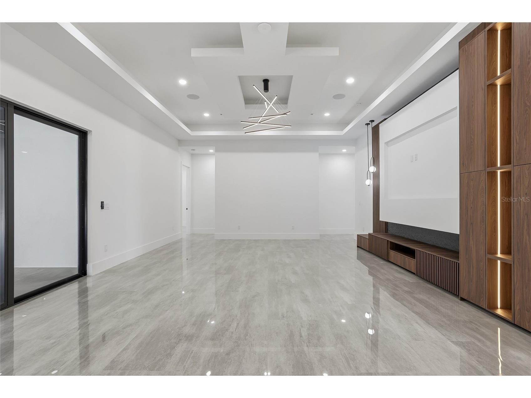 6802 E Creek Drive Tampa FL 33615 TB8462668 image17