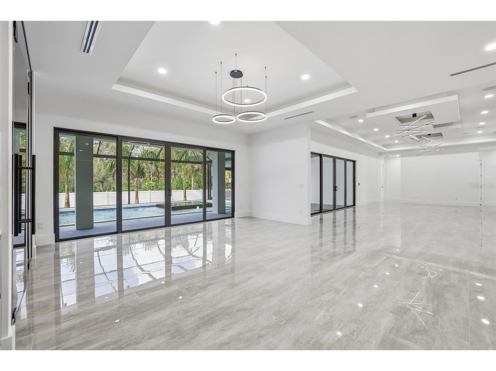 6802 E Creek Drive Tampa FL 33615 TB8462668 image19