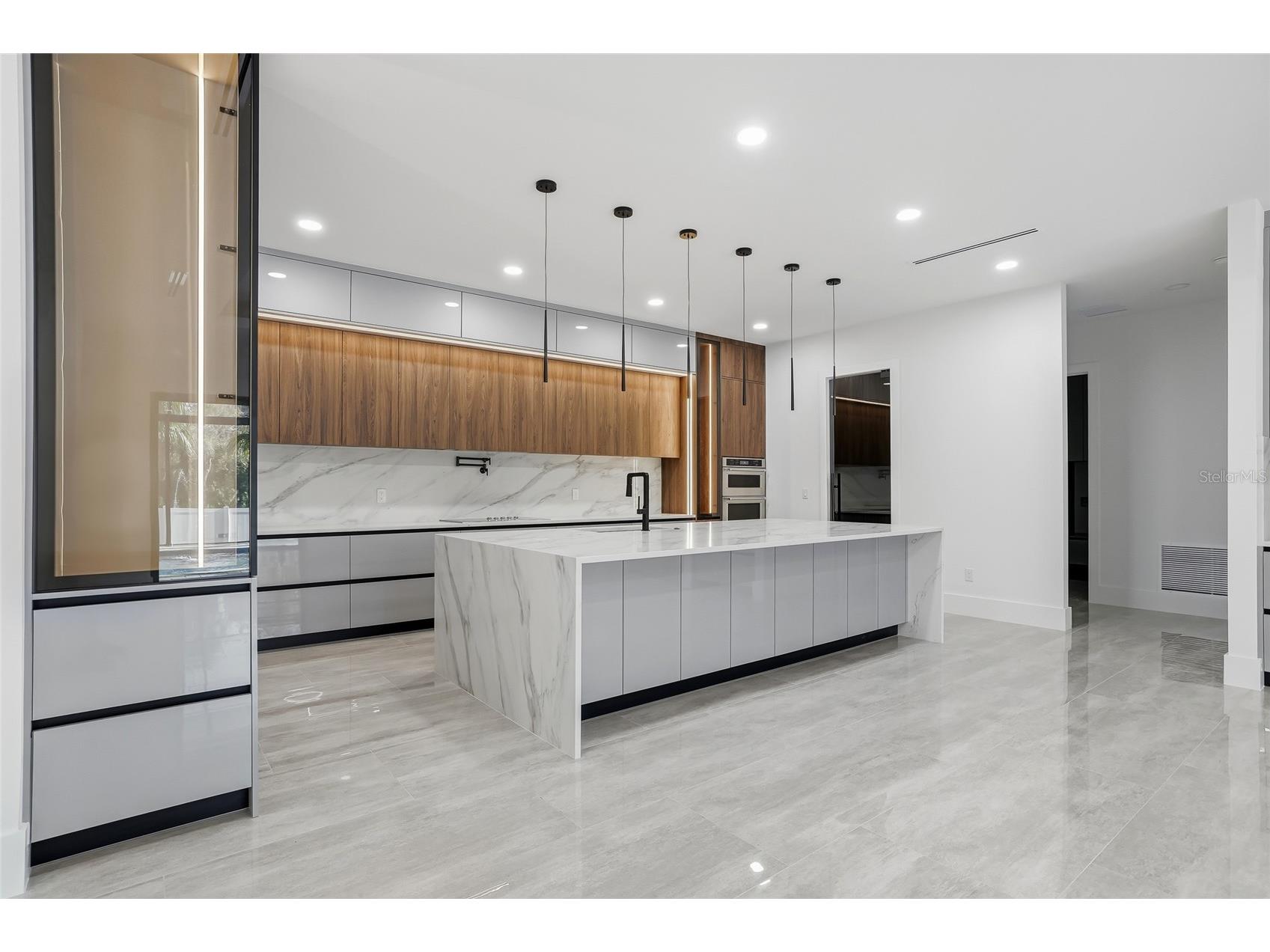 6802 E Creek Drive Tampa FL 33615 TB8462668 image20