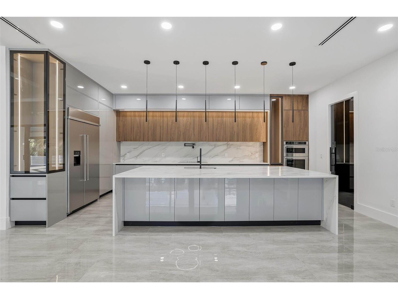 6802 E Creek Drive Tampa FL 33615 TB8462668 image21