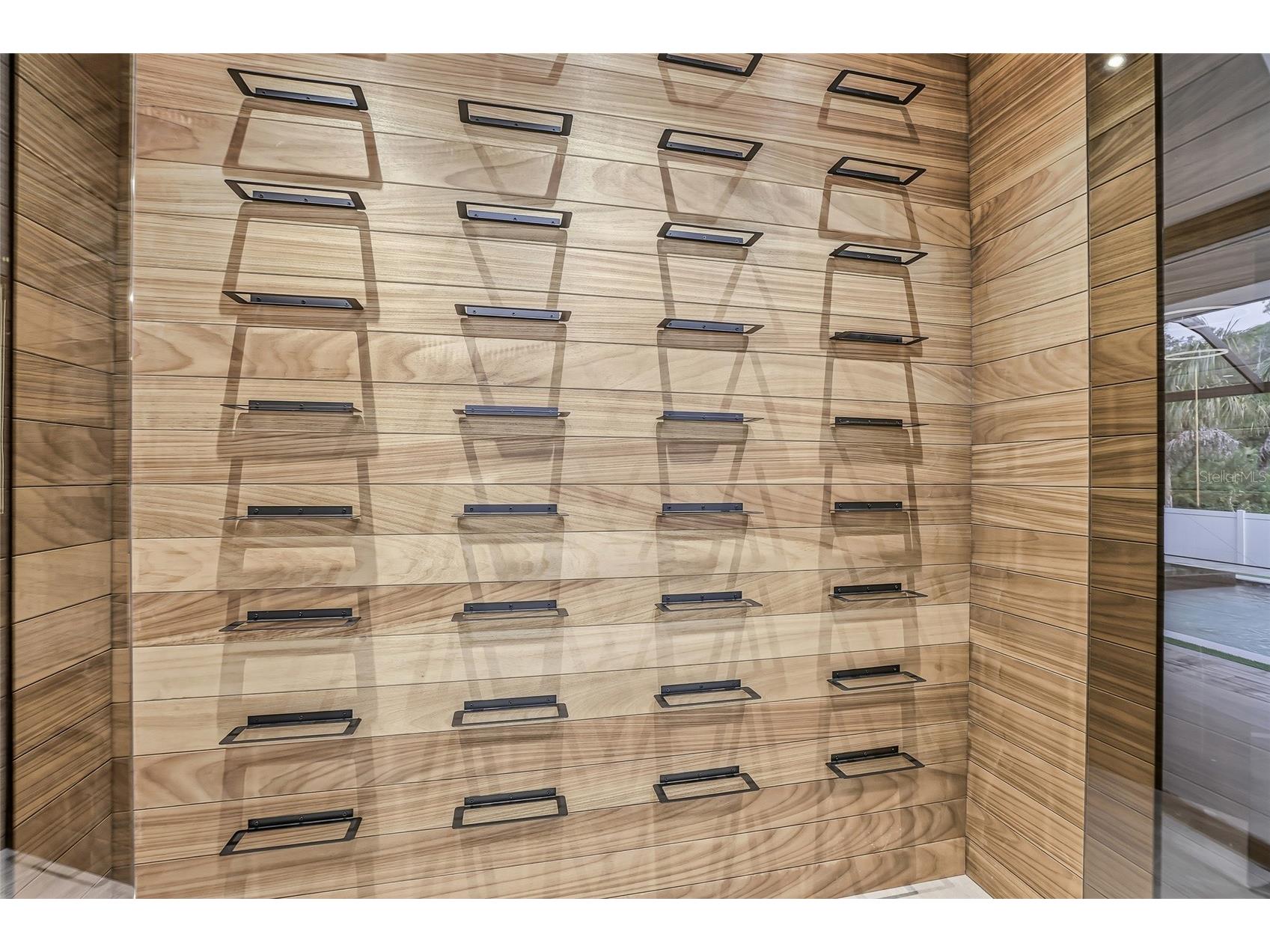 6802 E Creek Drive Tampa FL 33615 TB8462668 image32