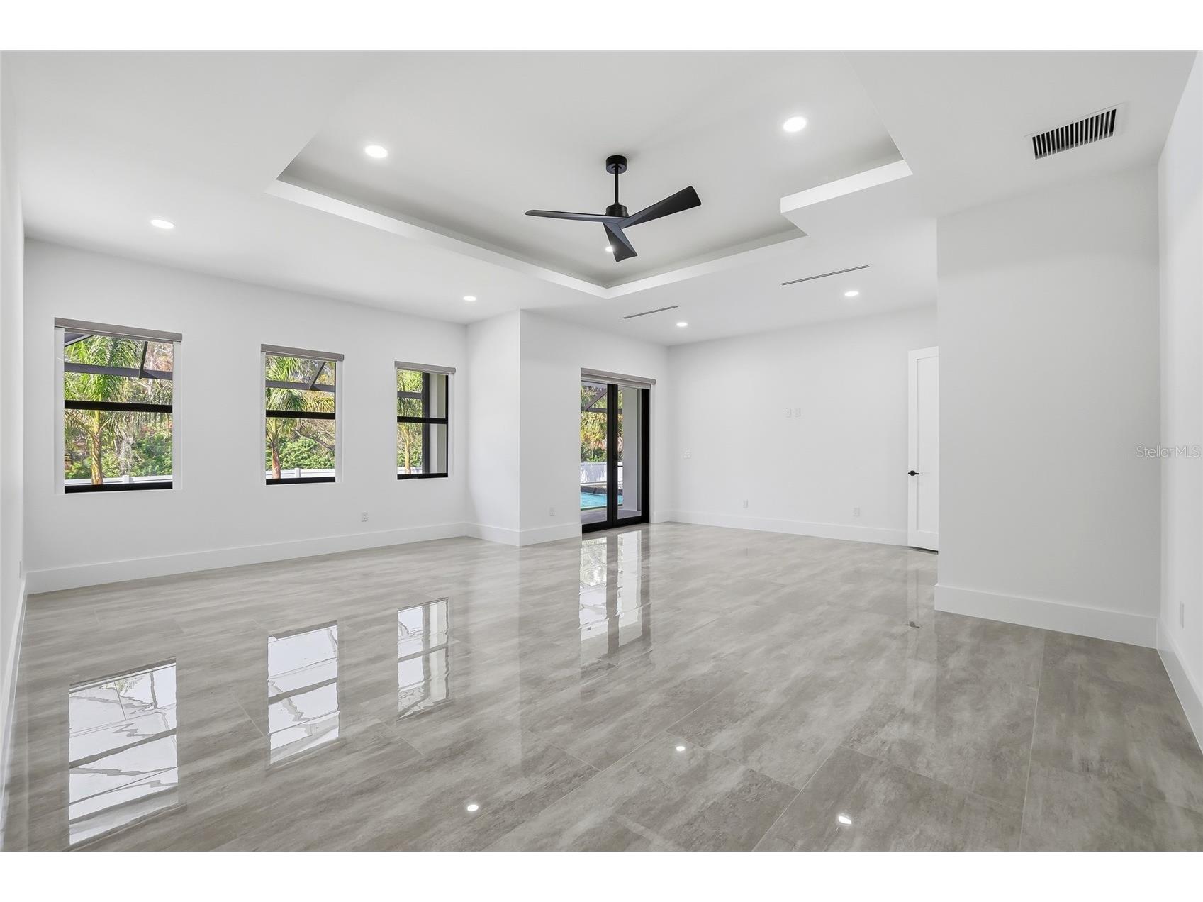 6802 E Creek Drive Tampa FL 33615 TB8462668 image35