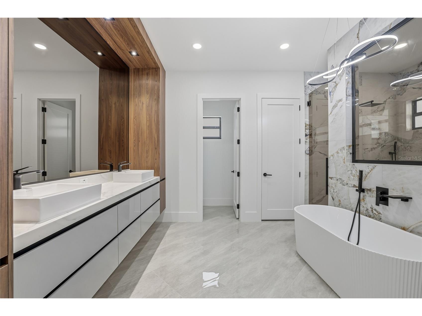 6802 E Creek Drive Tampa FL 33615 TB8462668 image39