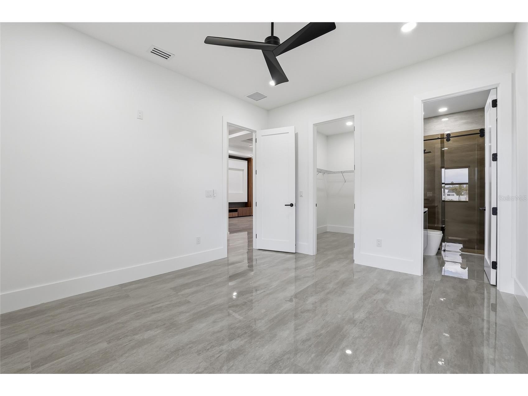 6802 E Creek Drive Tampa FL 33615 TB8462668 image48