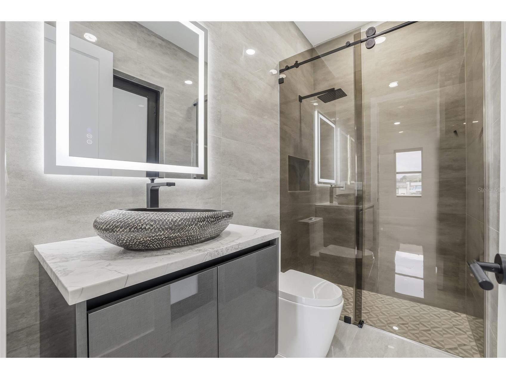 6802 E Creek Drive Tampa FL 33615 TB8462668 image49