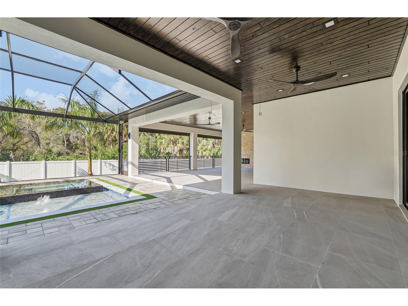 6802 E Creek Drive Tampa FL 33615 TB8462668 image63