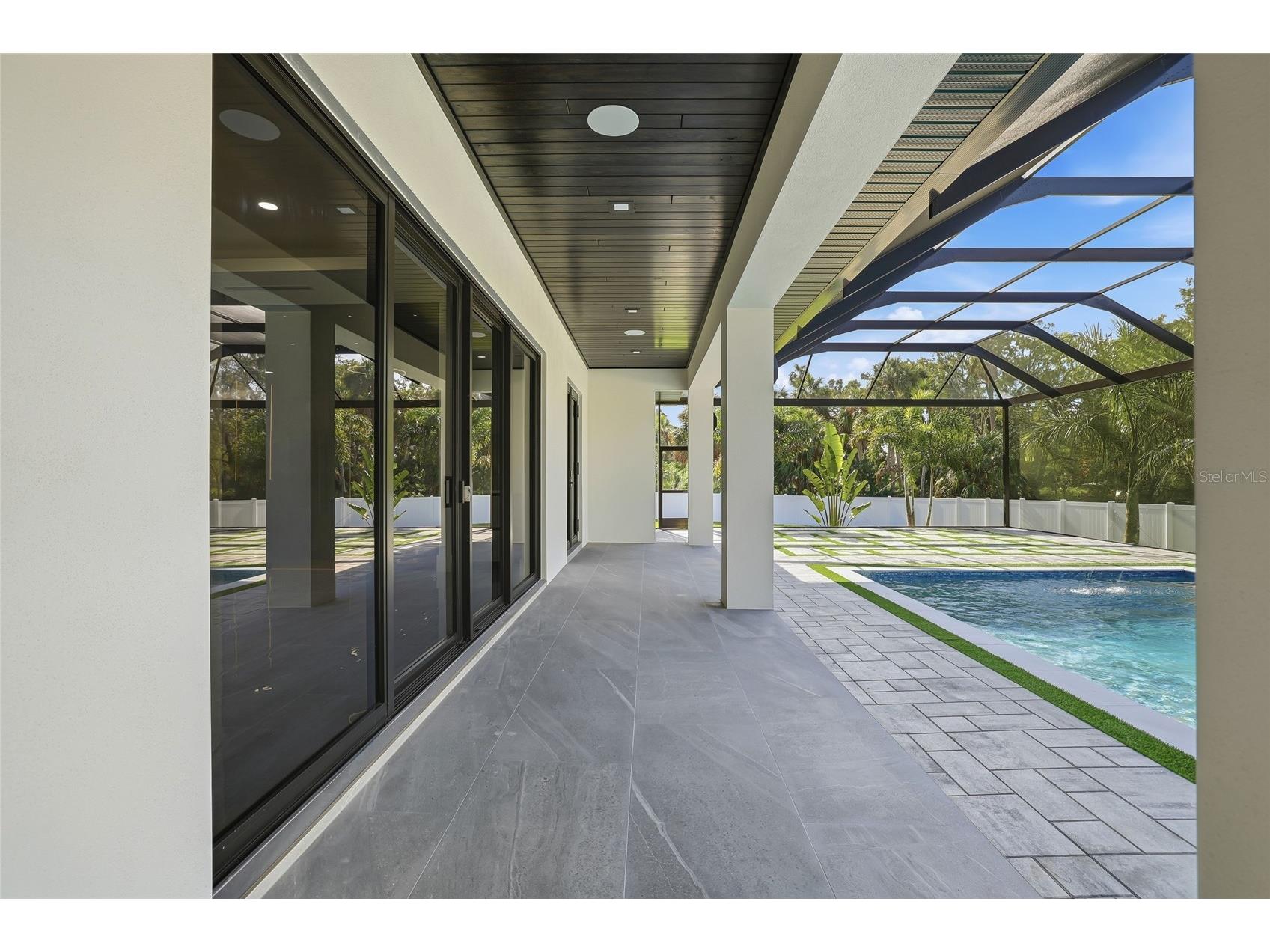 6802 E Creek Drive Tampa FL 33615 TB8462668 image65