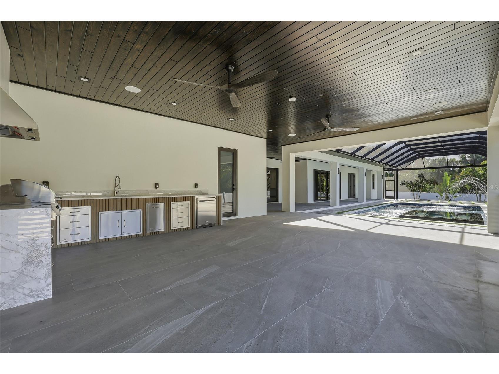 6802 E Creek Drive Tampa FL 33615 TB8462668 image69