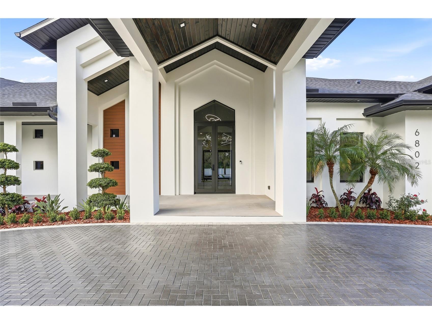 6802 E Creek Drive Tampa FL 33615 TB8462668 image7