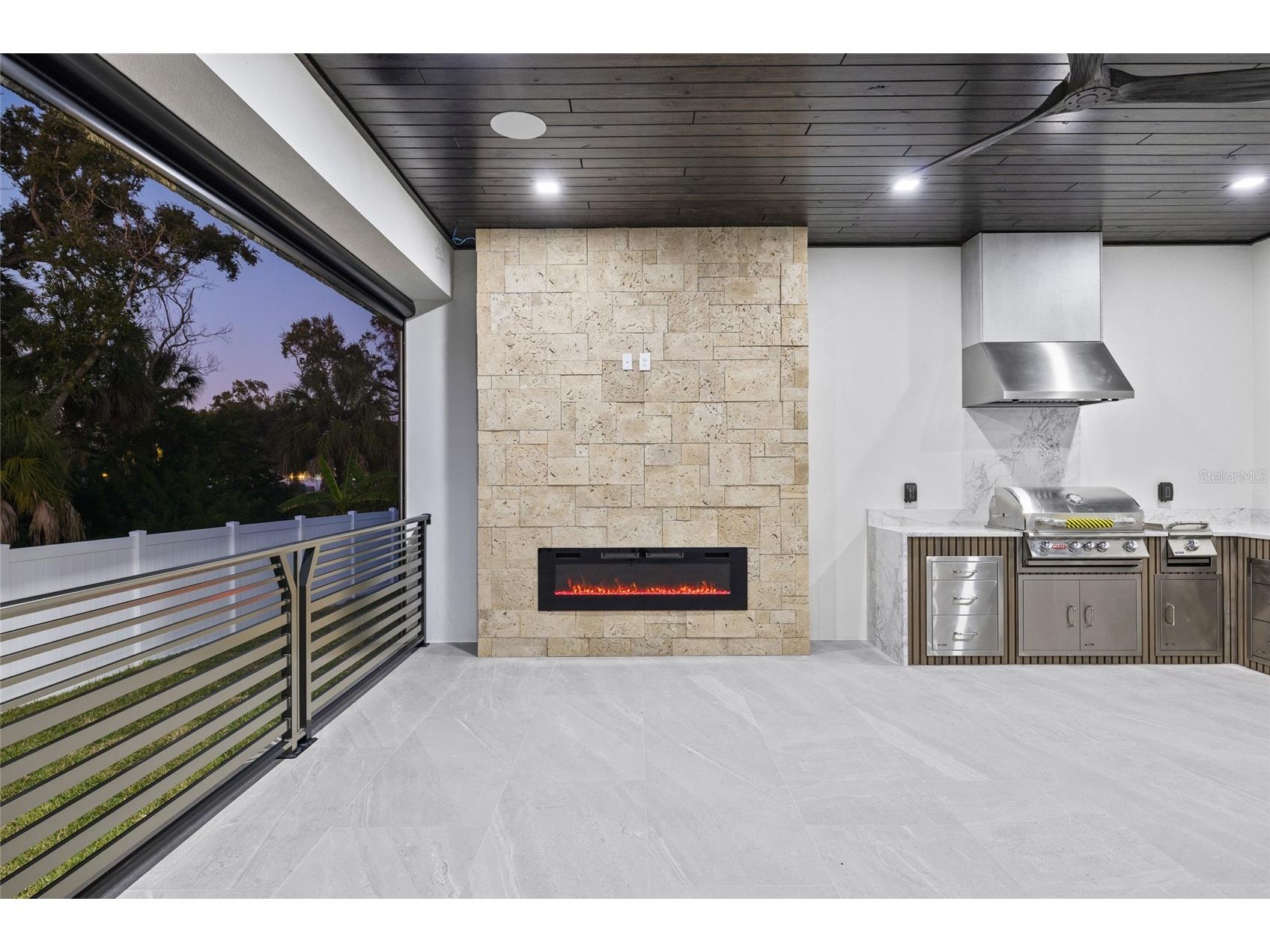 6802 E Creek Drive Tampa FL 33615 TB8462668 image88