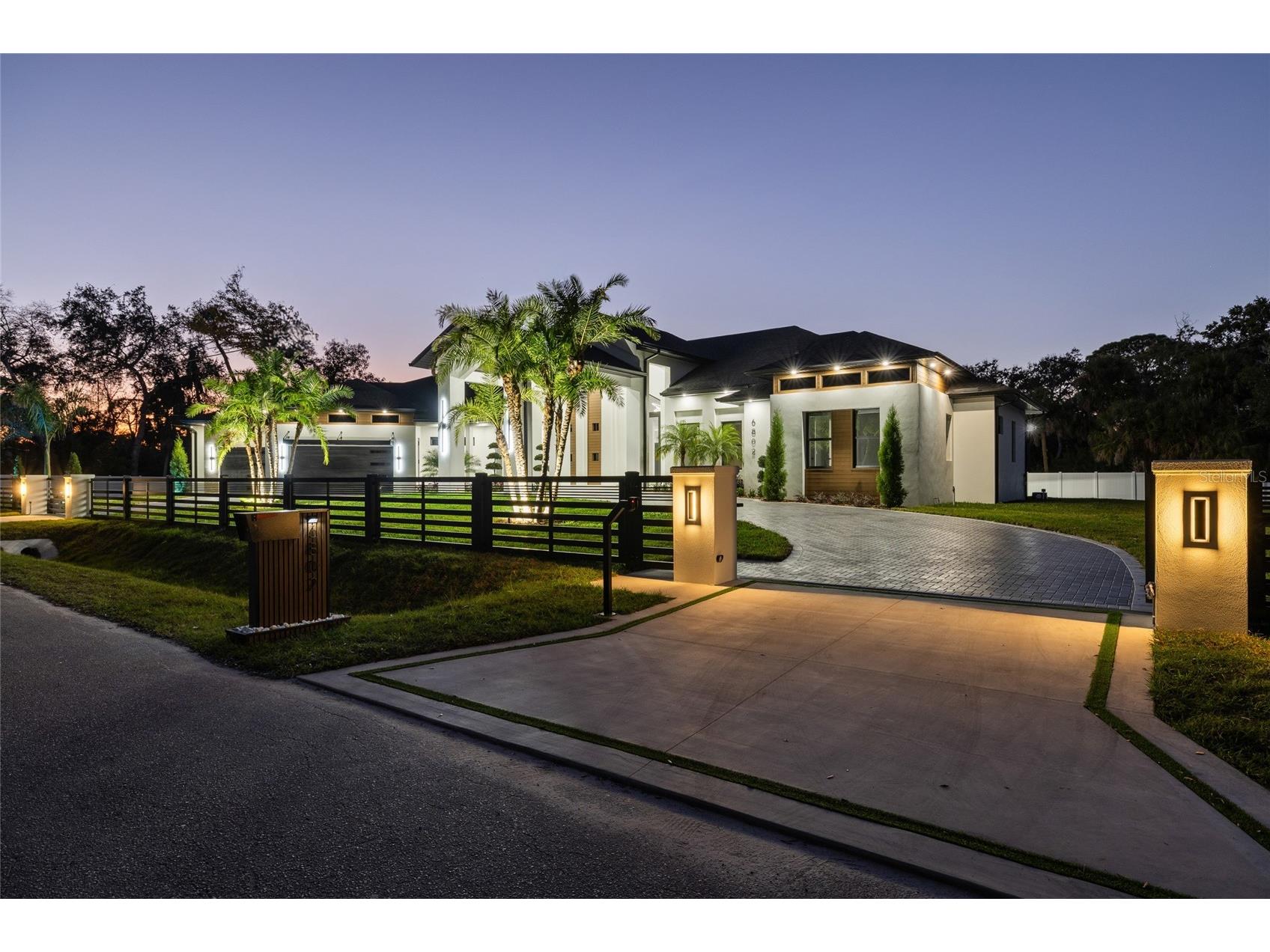 6802 E Creek Drive Tampa FL 33615 TB8462668 image91