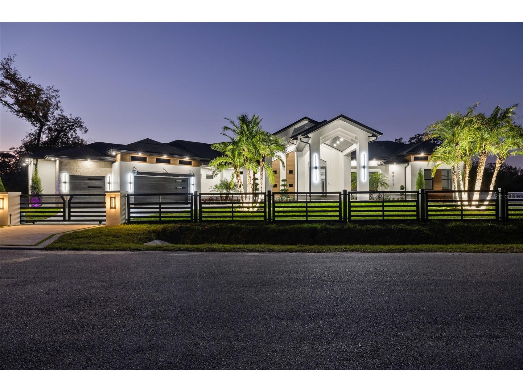 6802 E Creek Drive Tampa FL 33615 TB8462668 image92